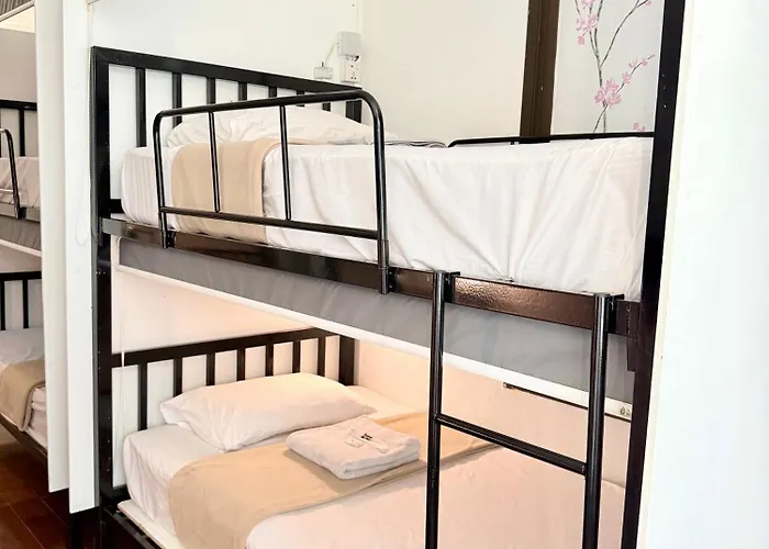 Bed At 18 Asoke Бангкок